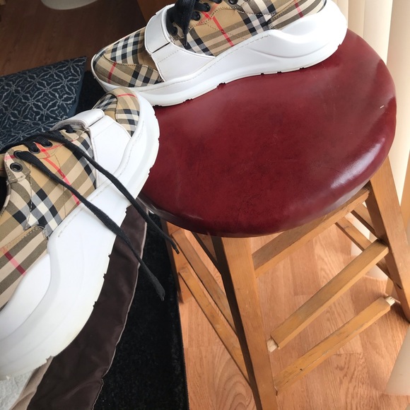 Just don’t want anymore need the money - Picture 2 of 3